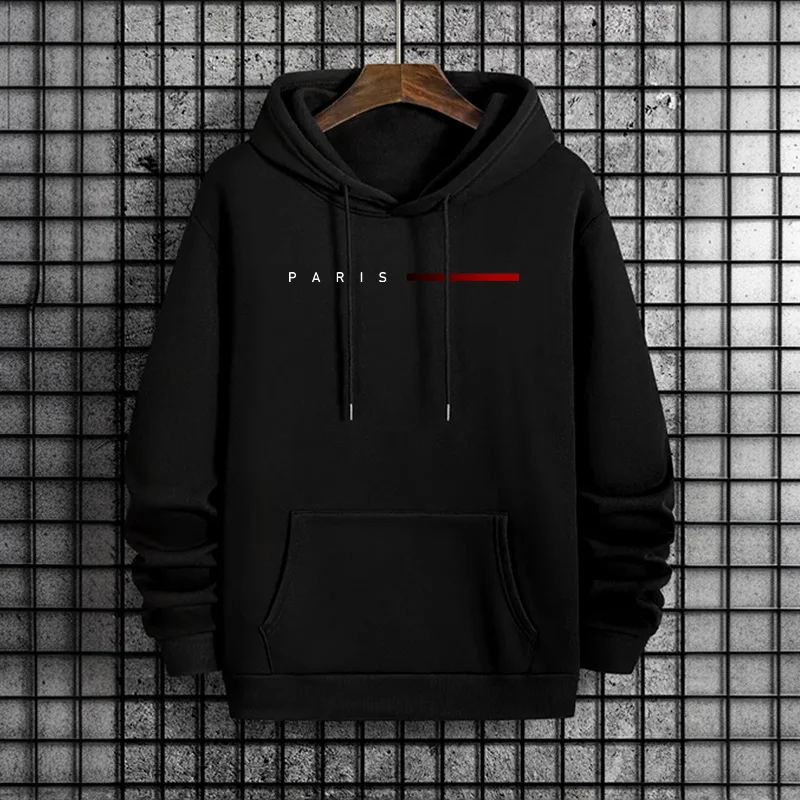 Street Fashion Paris 2025 - Trendiges Herren-Kapuzenpullover 2025, urbaner Street-Style, Paris,