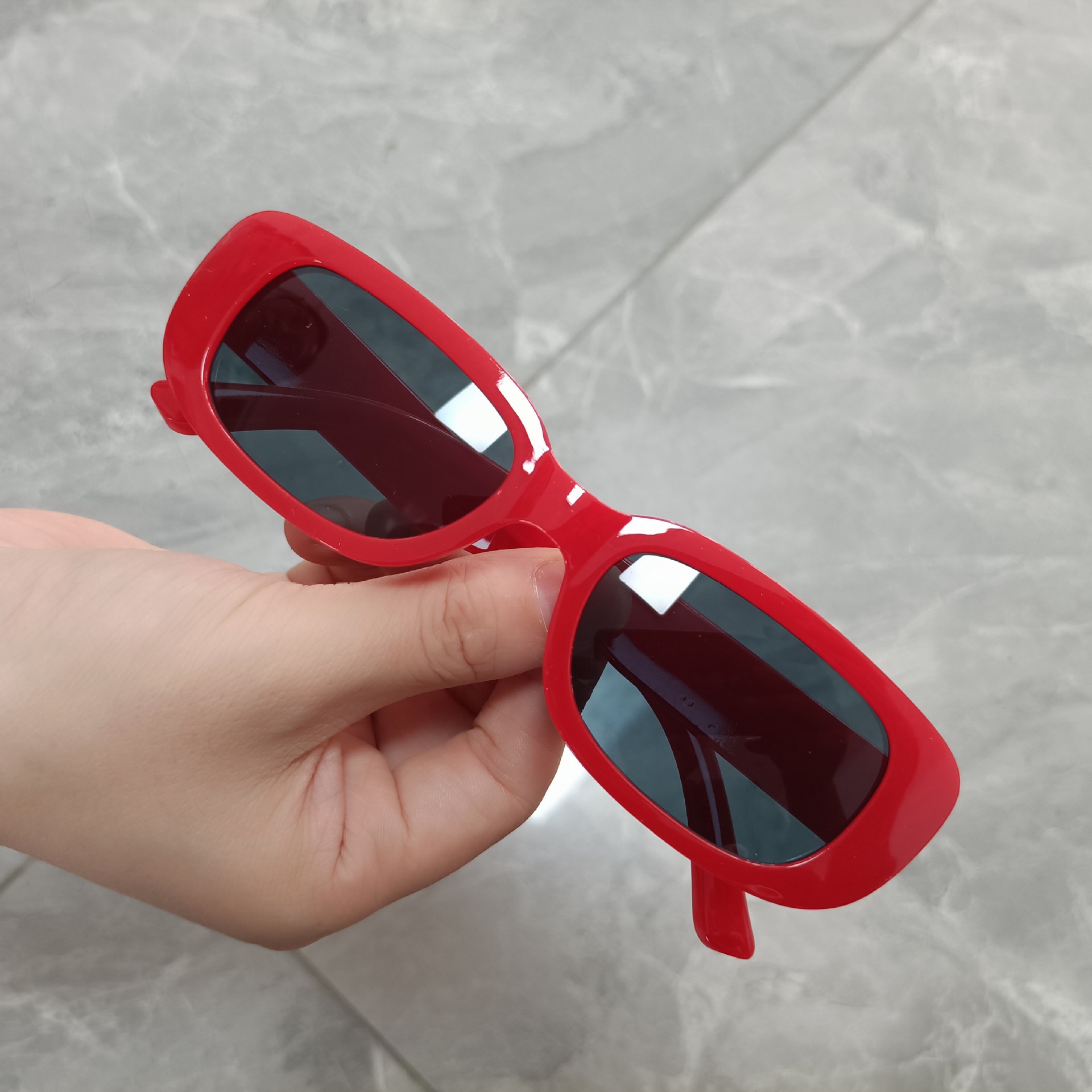 Neue kleine rechteckige sonnen – Street Fashion Photo Bewertung und Preis
